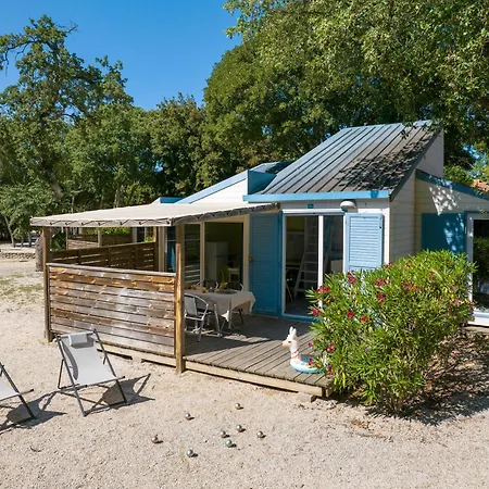 Camping Le Bois Fleuri 5*