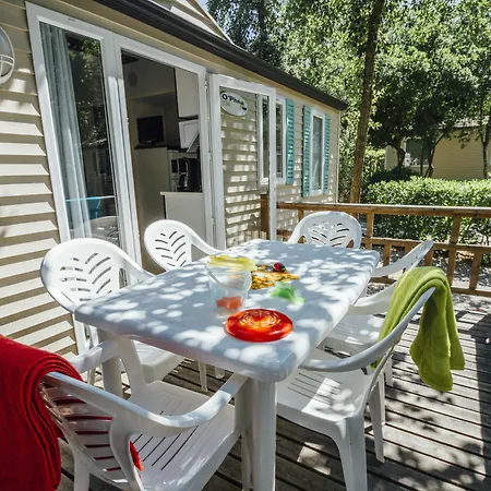 キャンピング ル ボワ フルリ