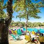 Camping Le Bois Fleuri