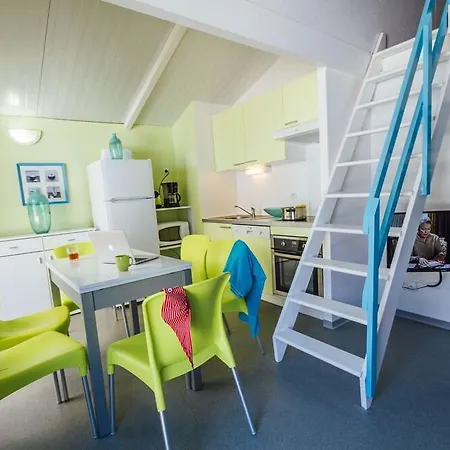 Camping Le Bois Fleuri Campsite