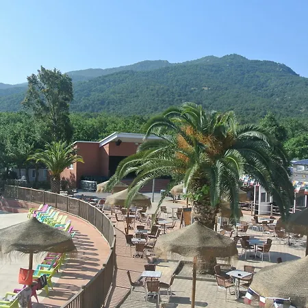 Camping Le Bois Fleuri 5*