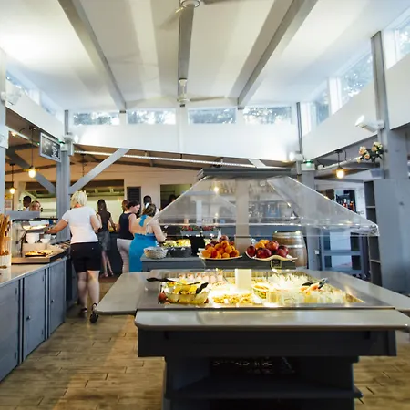 Camping Le Bois Fleuri 5*