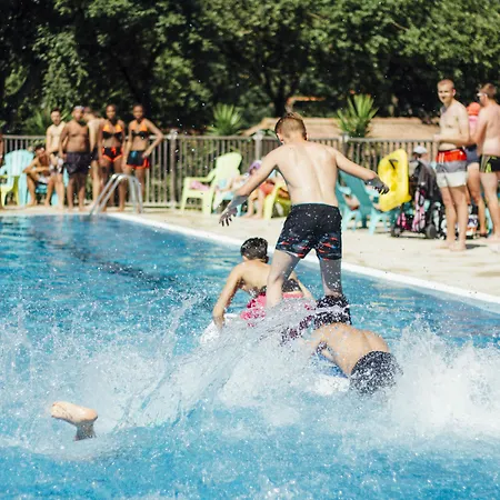 Camping Le Bois Fleuri