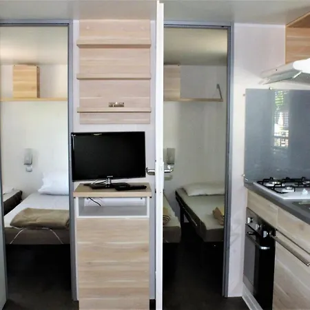 Camping Le Bois Fleuri 5*